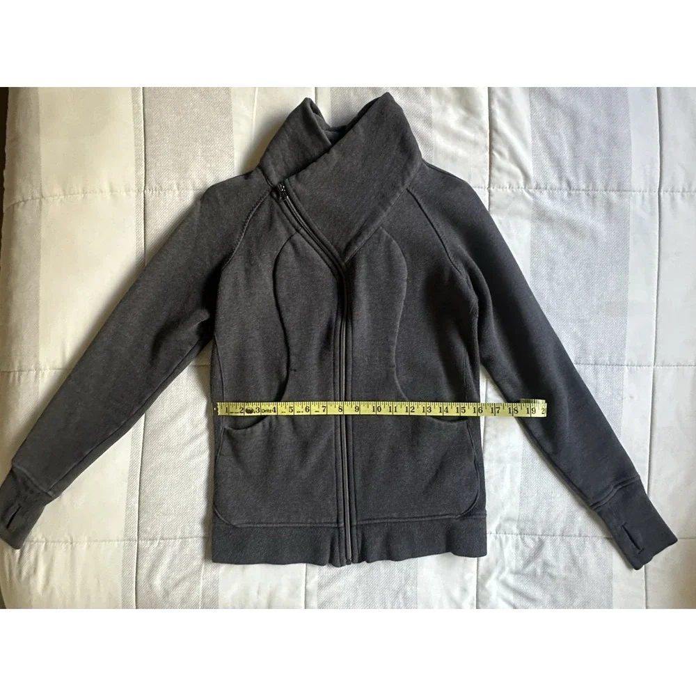 Lululemon Cozy Cuddle Up‎ Jacket Women's Size 6 Charcoal Gray